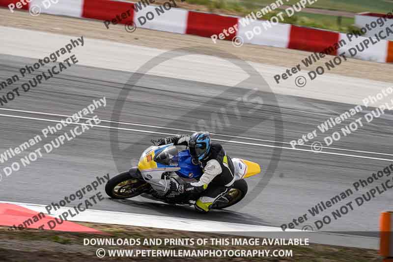 cadwell no limits trackday;cadwell park;cadwell park photographs;cadwell trackday photographs;enduro digital images;event digital images;eventdigitalimages;navarra;no limits trackdays;peter wileman photography;racing digital images;trackday digital images;trackday photos